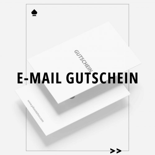 Digitaler PIKASS Tattoo-Gutschein per E-Mail – neues Design mit Kartenmotiv.